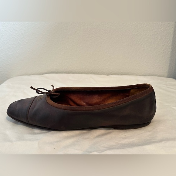 Vintage Chanel Brown Ballet Flats - sz 37 - Picture 6 of 11